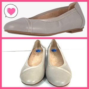 NWT Vionic Caroll ballet flat 6.5 light gray